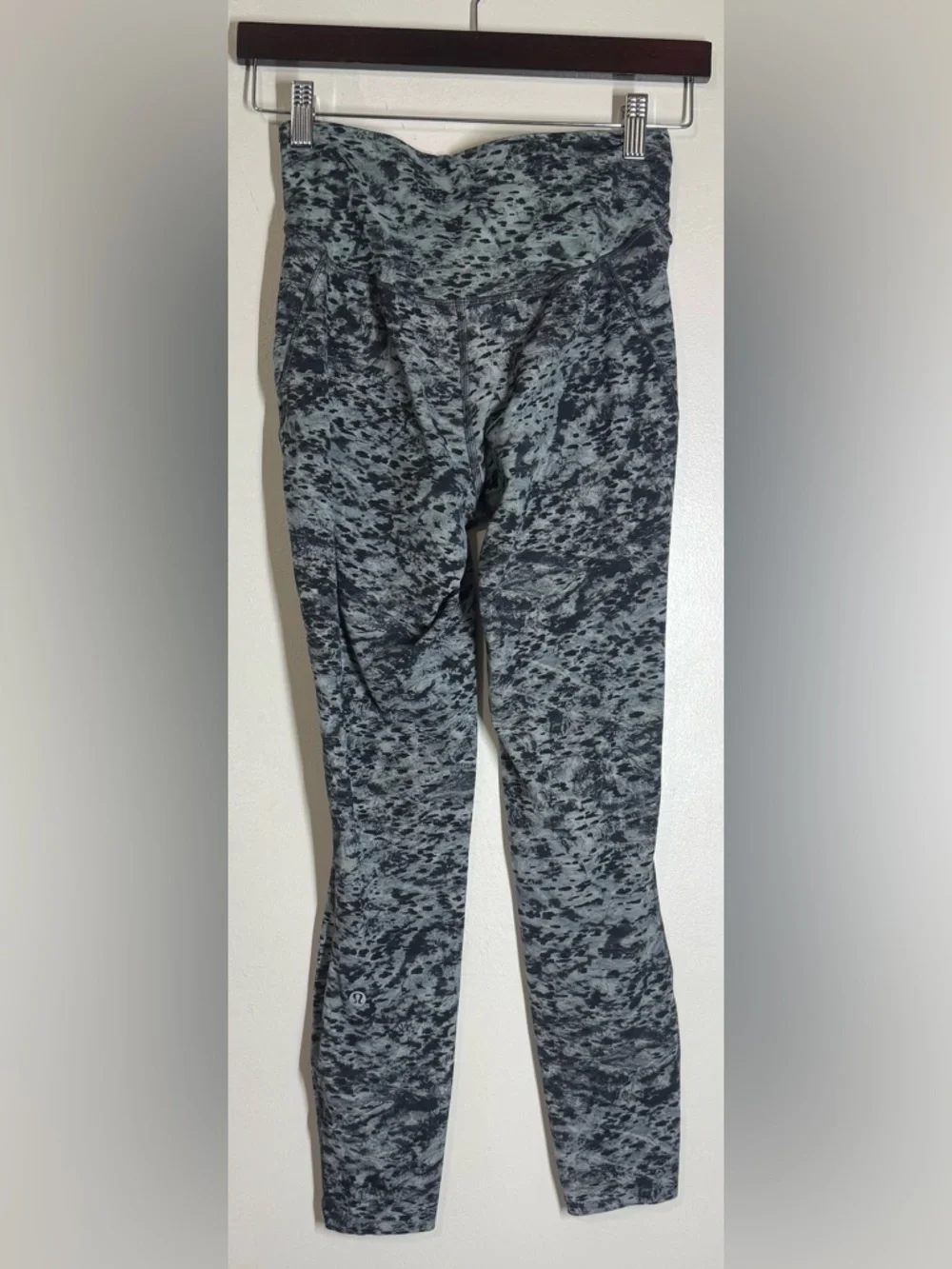 Lululemon Base Pace High-Rise Running Tight
